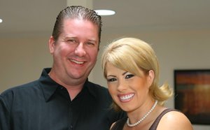 Cuckold Extreme offers a free photo gallery with Brooke Haven in hot groupsex scene